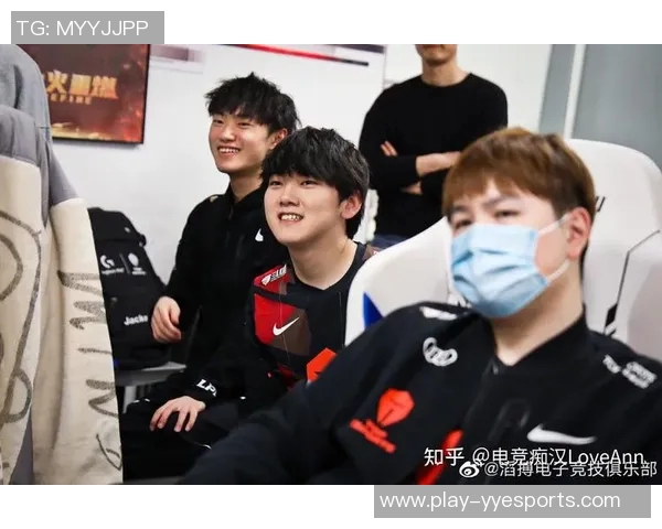 TES战队在Major赛积分榜上以55分领先其他队伍展现强大实力实时新闻